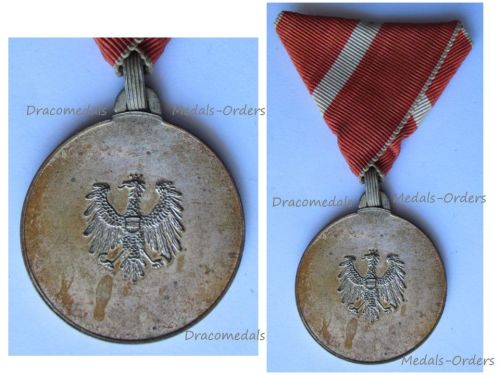 Austria Decoration of Honor for Services to the 1st Austrian Republic Silver Medal X Class 1922 1934 or Order of Merit Silver Medal 1934 1938