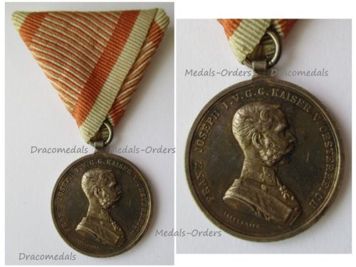 Austria Hungary WWI Small Silver Tapferkeit Bravery Medal 2nd Class Kaiser Franz Joseph 1914 1916 by Tautenheyn Marked by the Vienna Mint