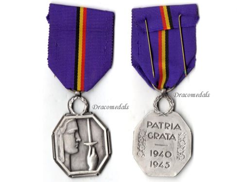 Belgium WWII Country's Gratitude Silver Medal 1940 1945 for War Time Bravery in the Humanitarian Field by Demanet