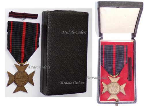 Czechoslovakia WW2 Cross Liberated Political Prisoners 1939 1945 Military Medal WWII Czechoslovakian Czech Decoration Boxed