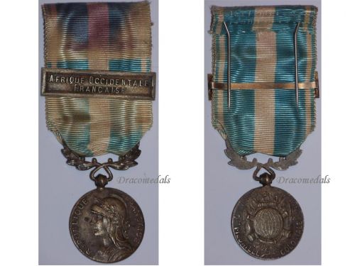 France WWII Colonial Medal with Clasp Afrique Occidentale Francaise Intermediate Type 1913 1938 Unofficial