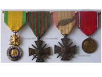 France WWI WWII Set of 4 Medals (Verdun by Vernier, Valor & Discipline Medal, War Cross 1917 & 1939 with Palm) 