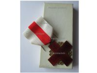 France Red Cross Medal of Recompense Gold Class 2nd Type 2nd Form 1950 Boxed Named 1989