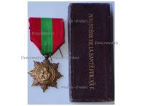 France WWI Bronze Medal for the French Families 1920 by the Ministry of Hygiene Boxed by the Ministry of Public Health