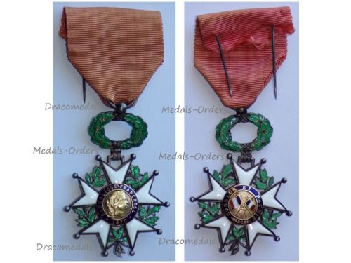 France WWI National Order of the Legion of Honor Knight's Cross French 3rd Republic 1870 1951 Lux Type with Eagle's Head Hallmark