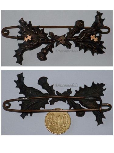 France WWI Patriotic Badge Oak Leaves with the Cross of Lorraine