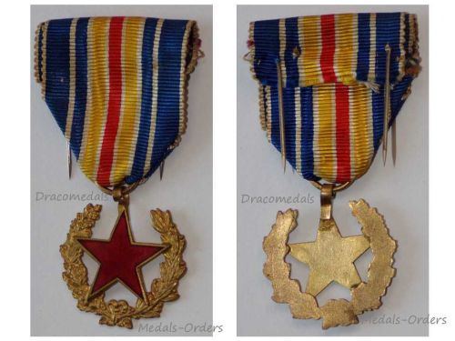 France WWI Wound Medal 1st Type Cut Out with Open Laurel Wreath