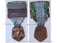 France WWII Commemorative Medal 1939 1945 with 3 Clasps (Atlantique, Liberation, France) by the Paris Mint