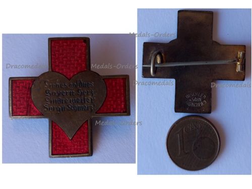 Germany WWI Bavaria Heart Badge of the Bavarian Red Cross by Deschler
