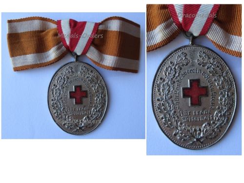Germany WWI Medal of the Thuringian Red Cross Association 1st Class by Conrad