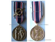 Germany WWI Commemorative Medal of the German Legion of Honor with Sword for Combatants 
