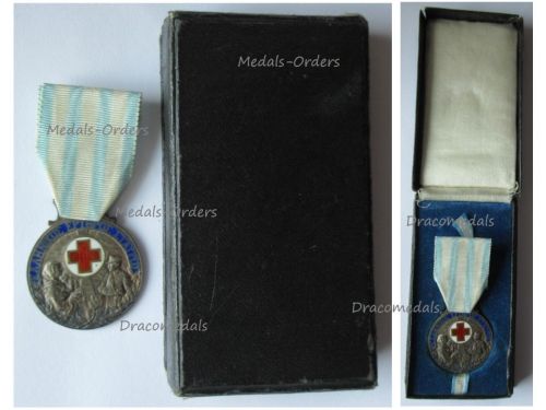 Greece WWII Hellenic Red Cross Silver Medal 1924 Attributed to Male Nurse Dated 1941 Boxed