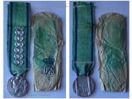 Italy WWII Mother's Medal of the Fascist Union of Large Families with Bows for 7 Kids by the Italian Royal Mint with Envelope of Issue