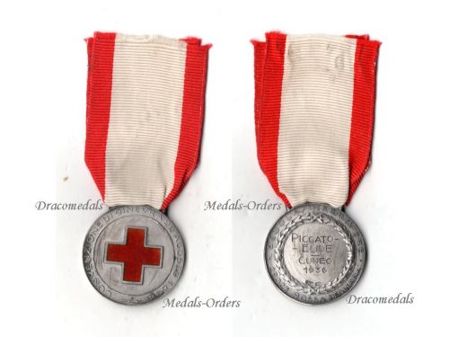 Italy WWII Red Cross Nurse School Medal in Silver 800 by Picchiani & Barlacchi Named 1936