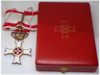Maltese Sovereign Military Hospitaller Order of Saint John of Jerusalem Rhodes & Malta Commanders Cross Set of the Order of Merit (Order pro Merito Melitensi) Boxed by Cravanzola