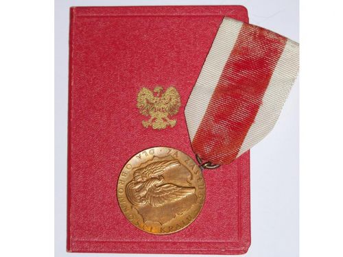 Poland Merit National Defence Military Medal 1966 Polish Communism People's Republic Decoration Diploma