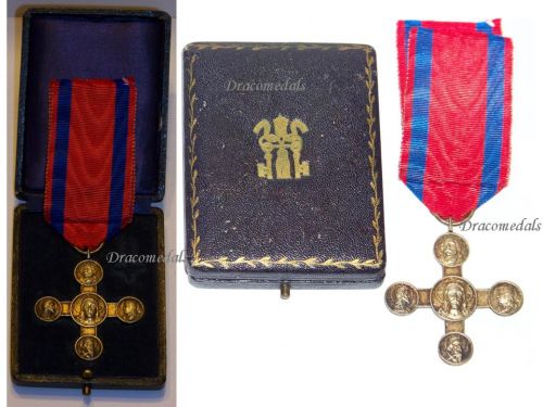 Vatican WWI Lateran Cross 2nd Class Silver 1903 Boxed Set with Miniature by S. I. Arte della Medaglia (SIM Roma)