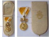 Vatican Bene Merenti Gold Medal of Pope Pius XI for the Swiss Guard 1922 1939 by Marschall Boxed