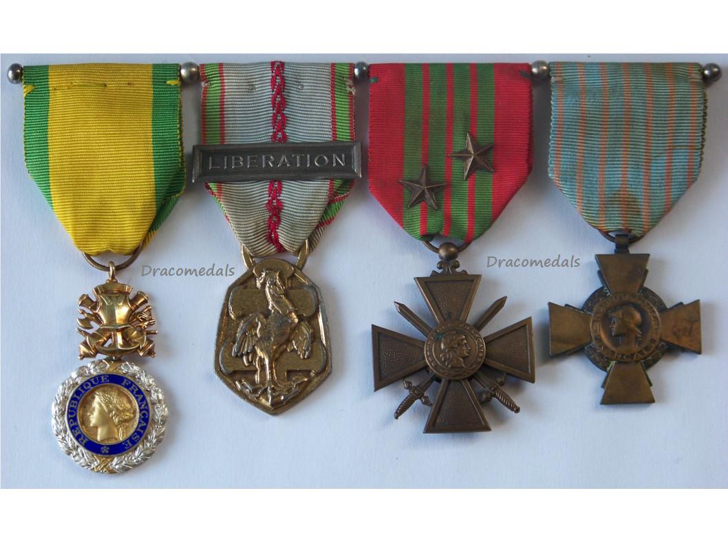 France WW2 Cross Valor Combatants Commemorative Military Medals Set